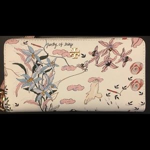 NWOT TORY BURCH ZIP WALLET